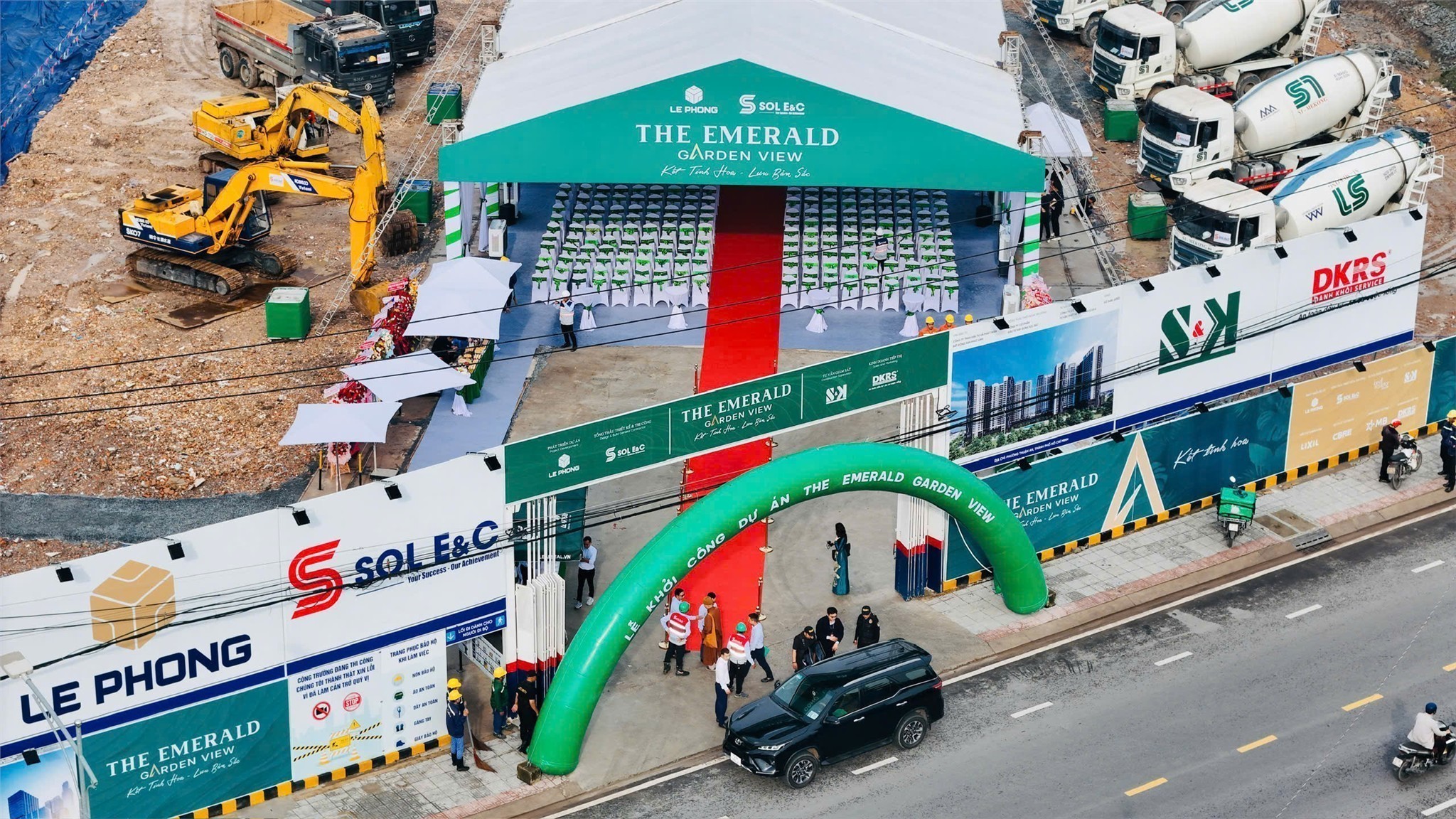 The Emerald Garden View 47