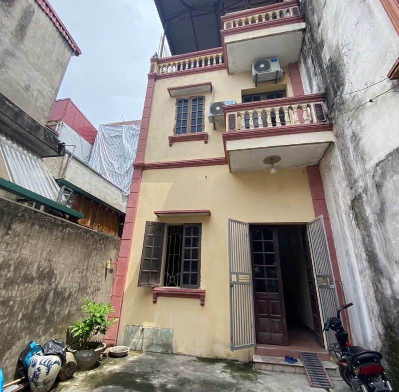 b8f61bab65a4abe08b999629c07bbd35.md