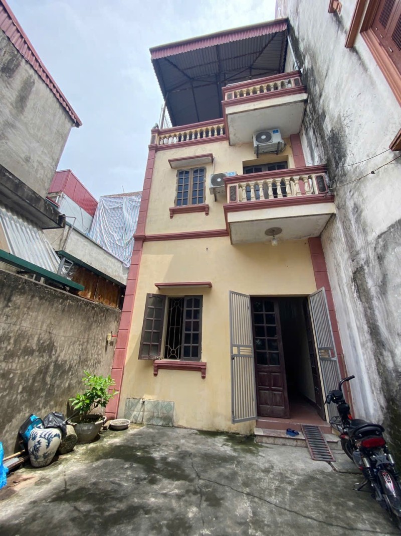 b8f61bab65a4abe08b999629c07bbd35.md