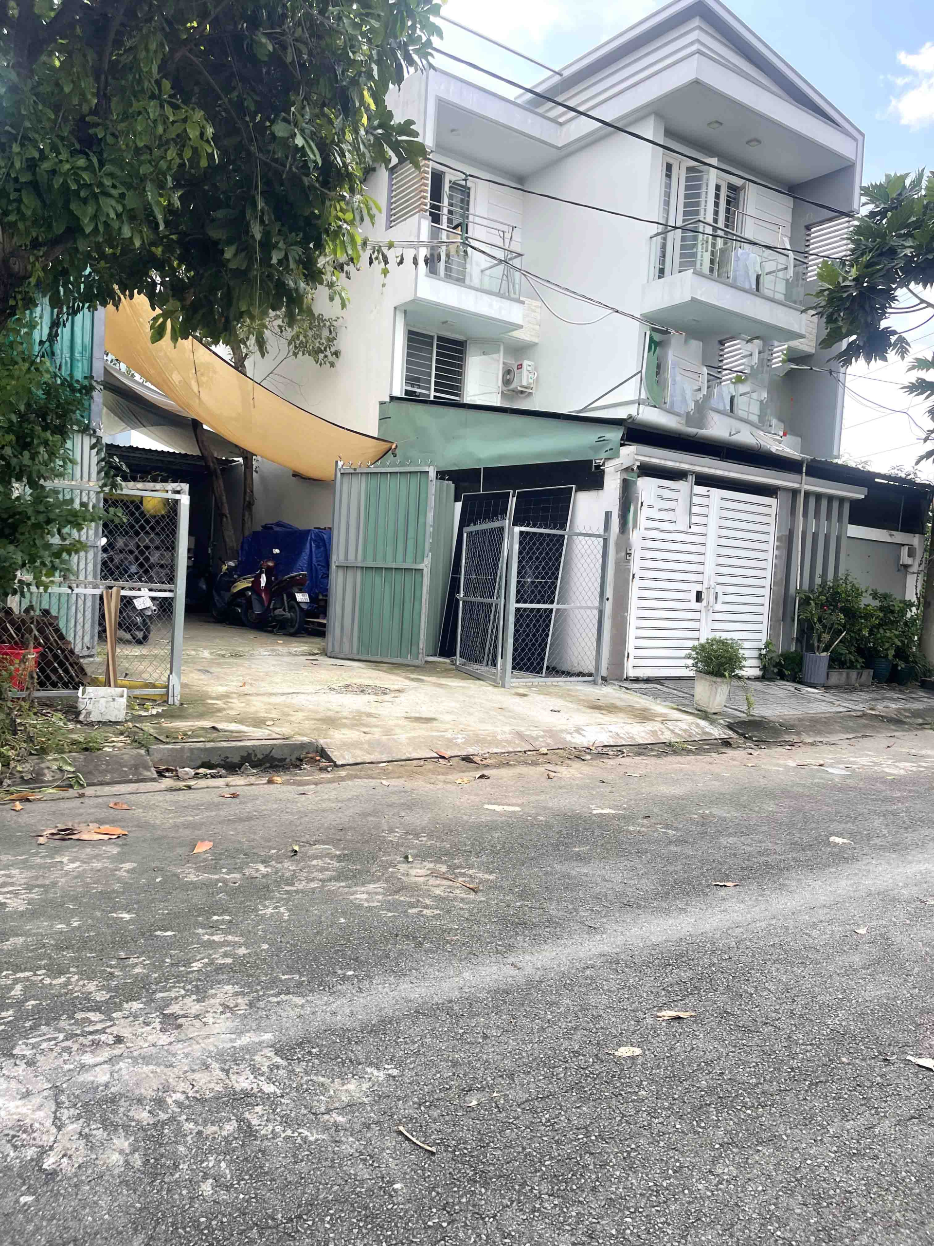 ban-dat-tho-cu-nguyen-van-ba-truong-tho-chi-14-ty-nhinh (4)