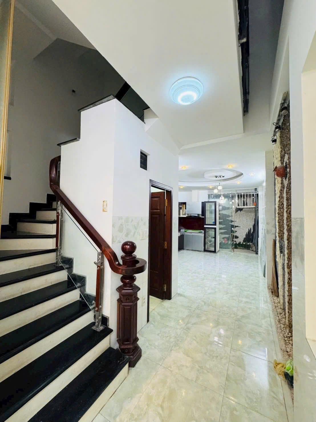 ban-nha-hem-36-yen-the-ban-nha-phuong-2-tan-binh-0922196969-2