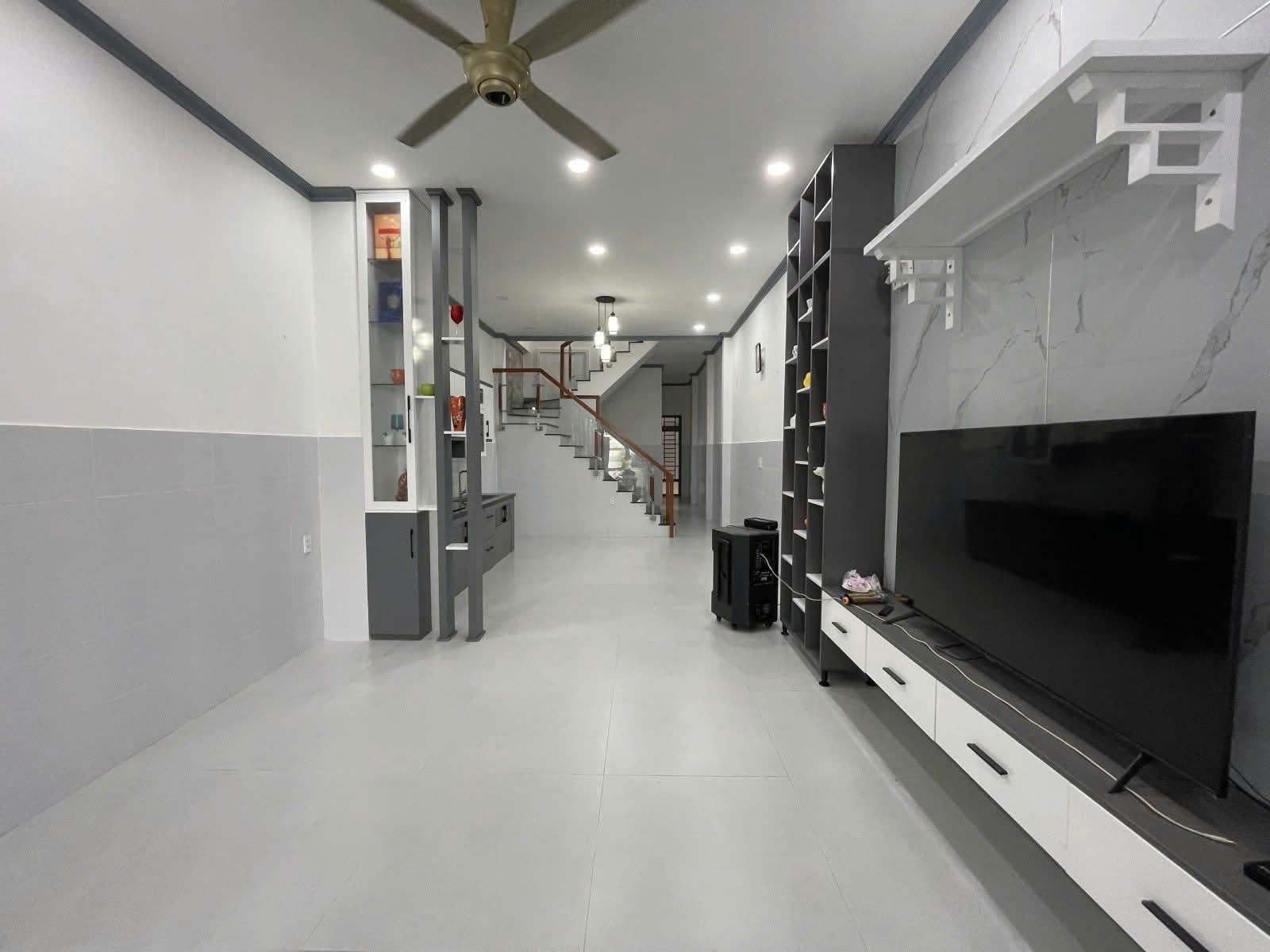 ban-nha-hem-8m-au-co-ban-nha-phuong-14-tan-binh-0922196969-1