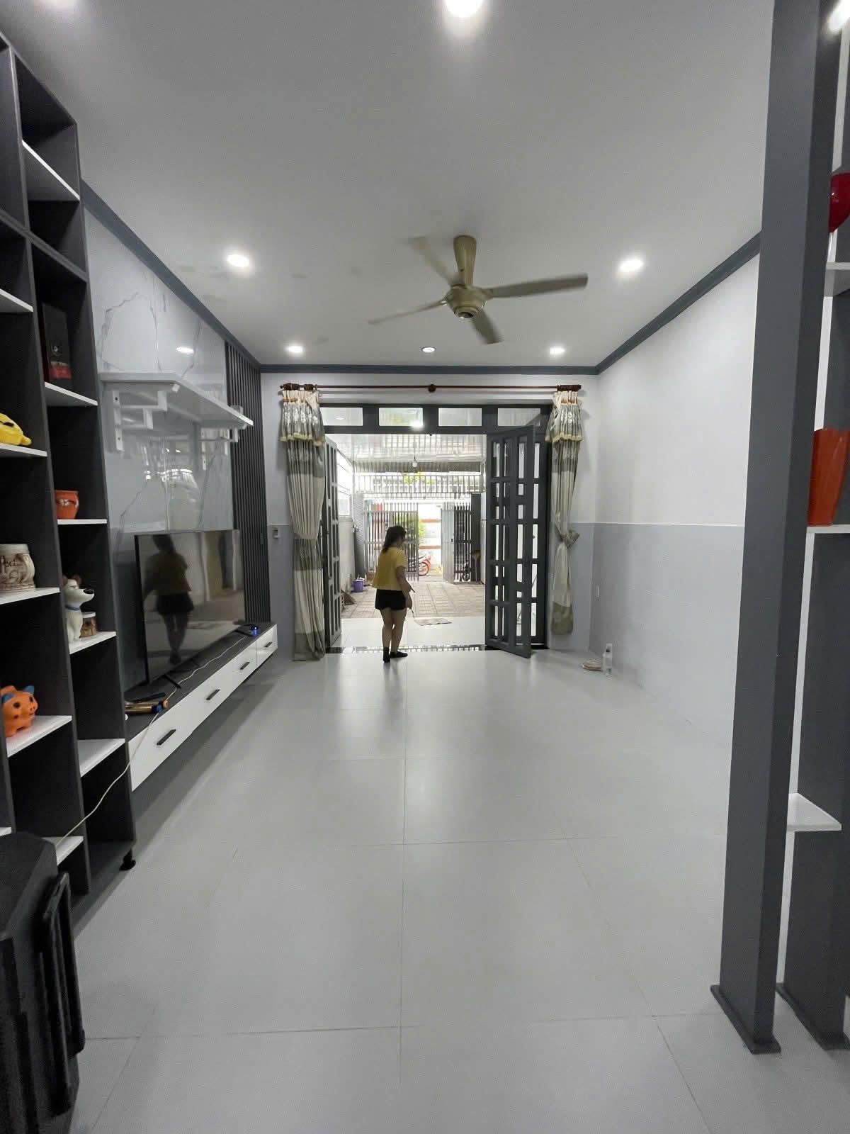 ban-nha-hem-8m-au-co-ban-nha-phuong-14-tan-binh-0922196969-4