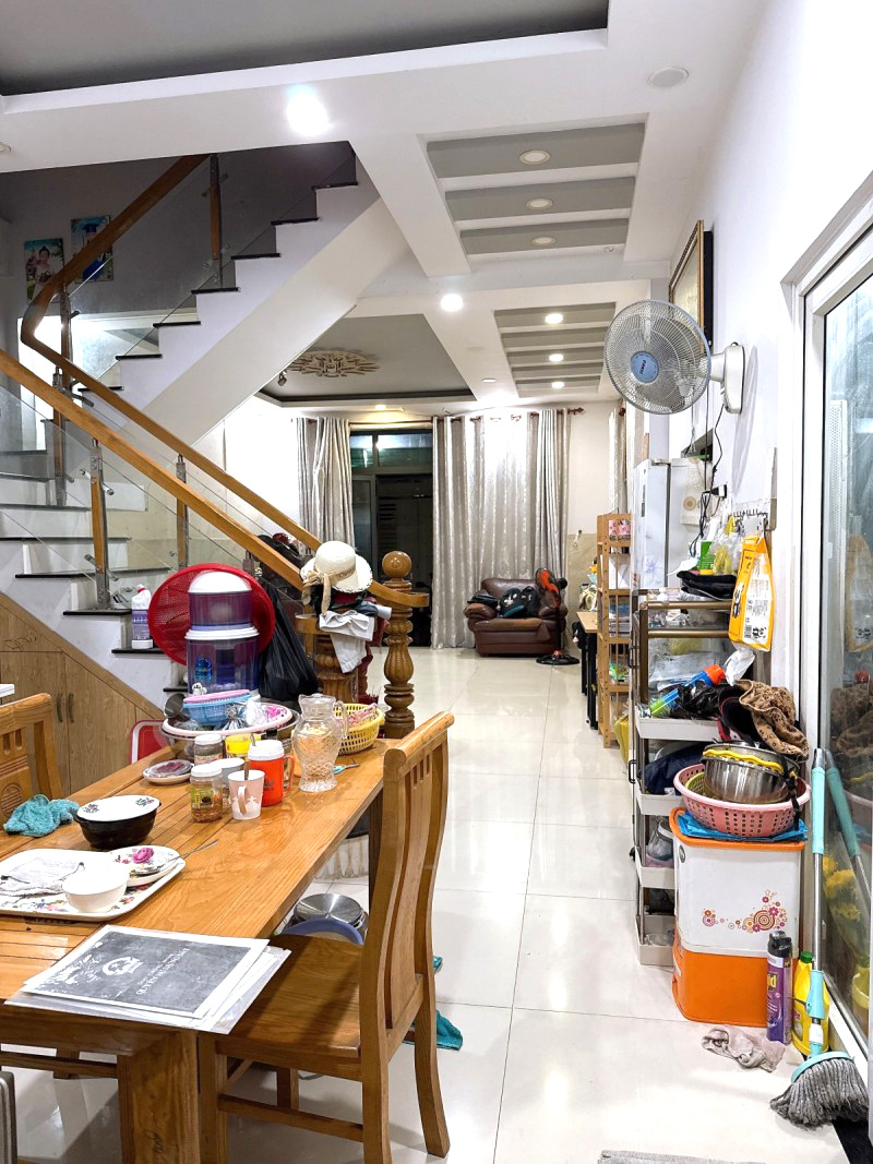 ban-nha-mat-tien-duong-so-gan-to-ngoc-van-tam-phu-thu-duc-chi-12-ty (1)