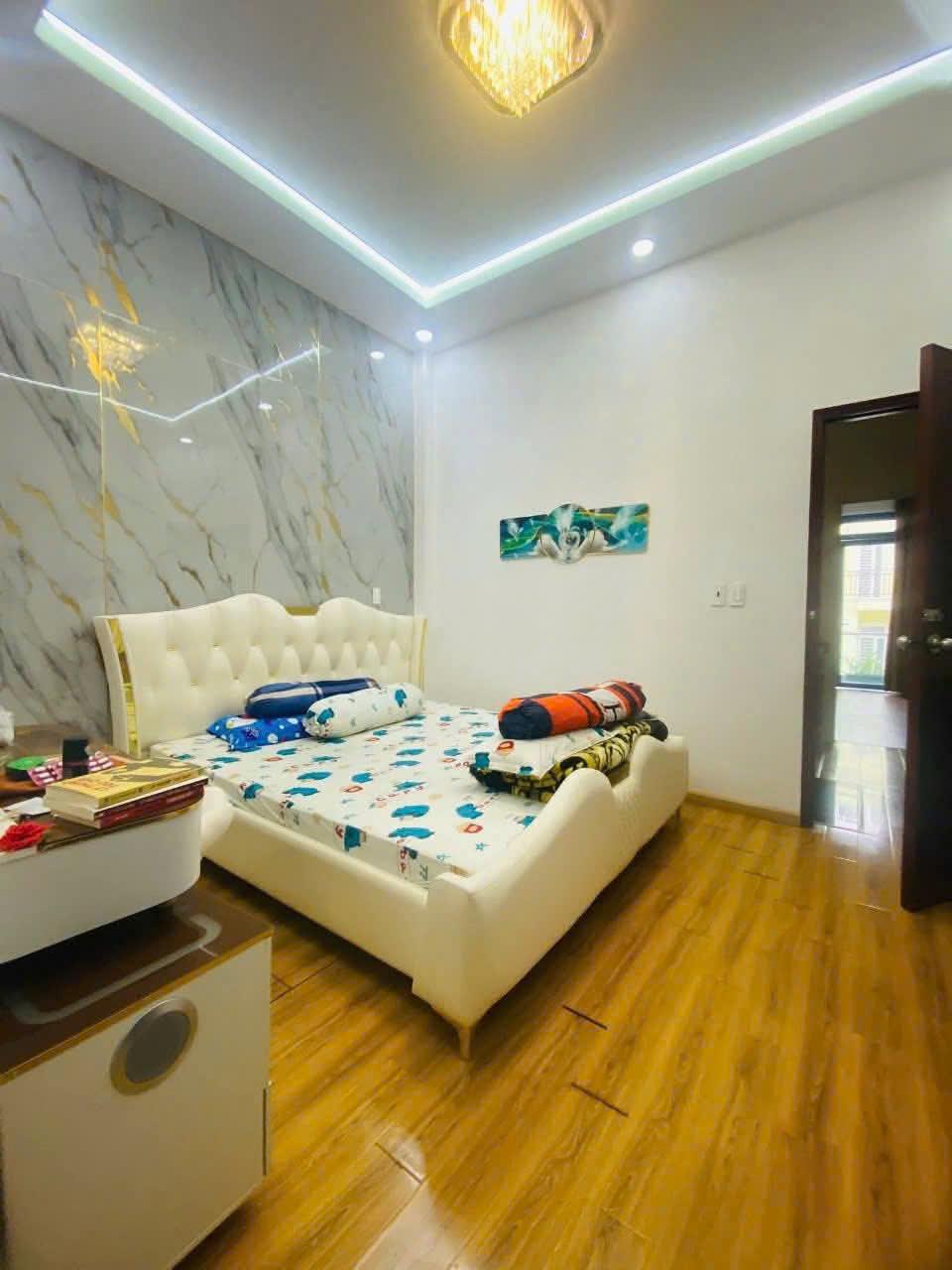 ban-nha-mat-tien-khu-k300-tan-binh-ban-nha-duong-truong-hoang-thanh-0922196969-3