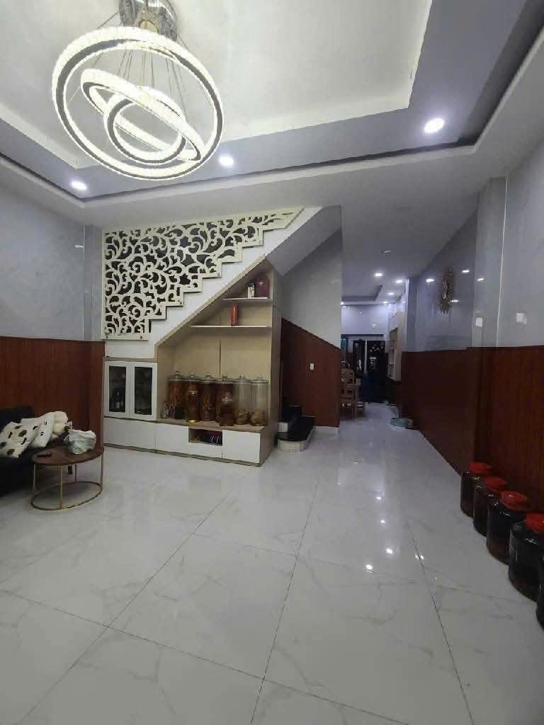 ban-nha-mat-tien-long-hung-ban-nha-phuong-2-tan-binh-0922196969-1