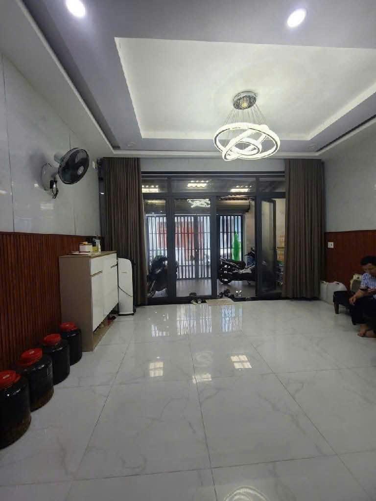 ban-nha-mat-tien-long-hung-ban-nha-phuong-2-tan-binh-0922196969-2