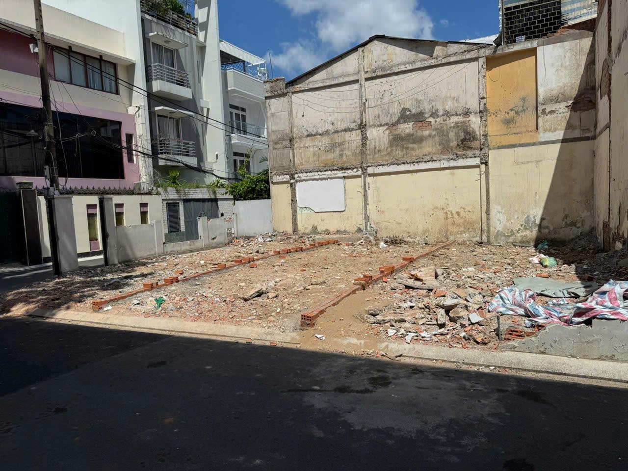 ban-nha-mat-tien-long-hung-ban-nha-phuong-7-tan-binh-0707318818-1