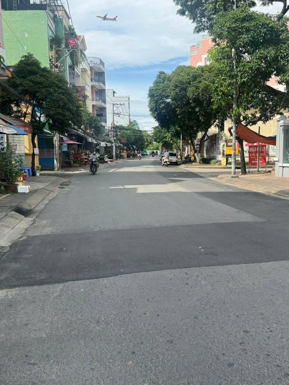 ban-nha-mat-tien-long-hung-ban-nha-phuong-7-tan-binh-0707318818-3