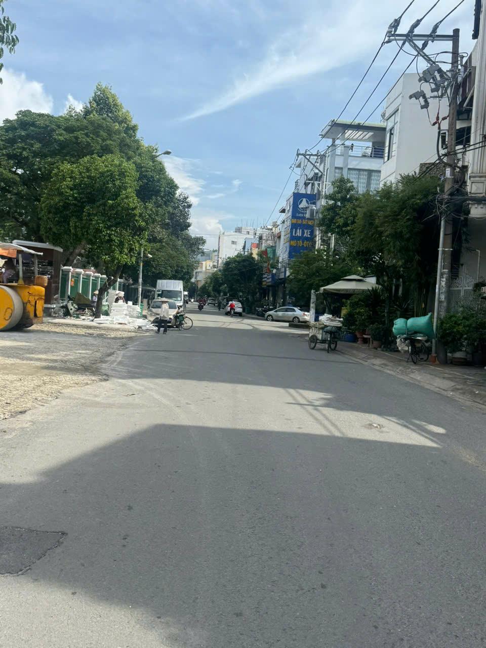 ban-nha-mat-tien-long-hung-ban-nha-phuong-7-tan-binh-0707318818-3