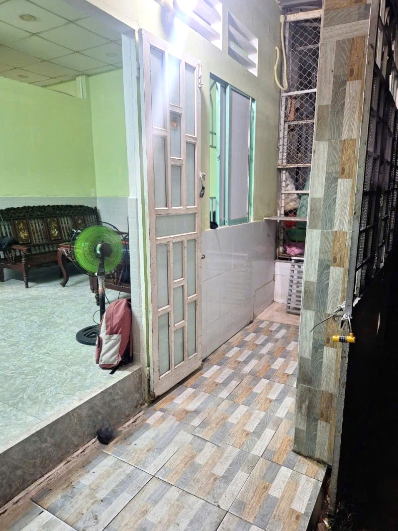 ban-nha-truong-tho-thu-duc-chi-hon-2-ty (2)