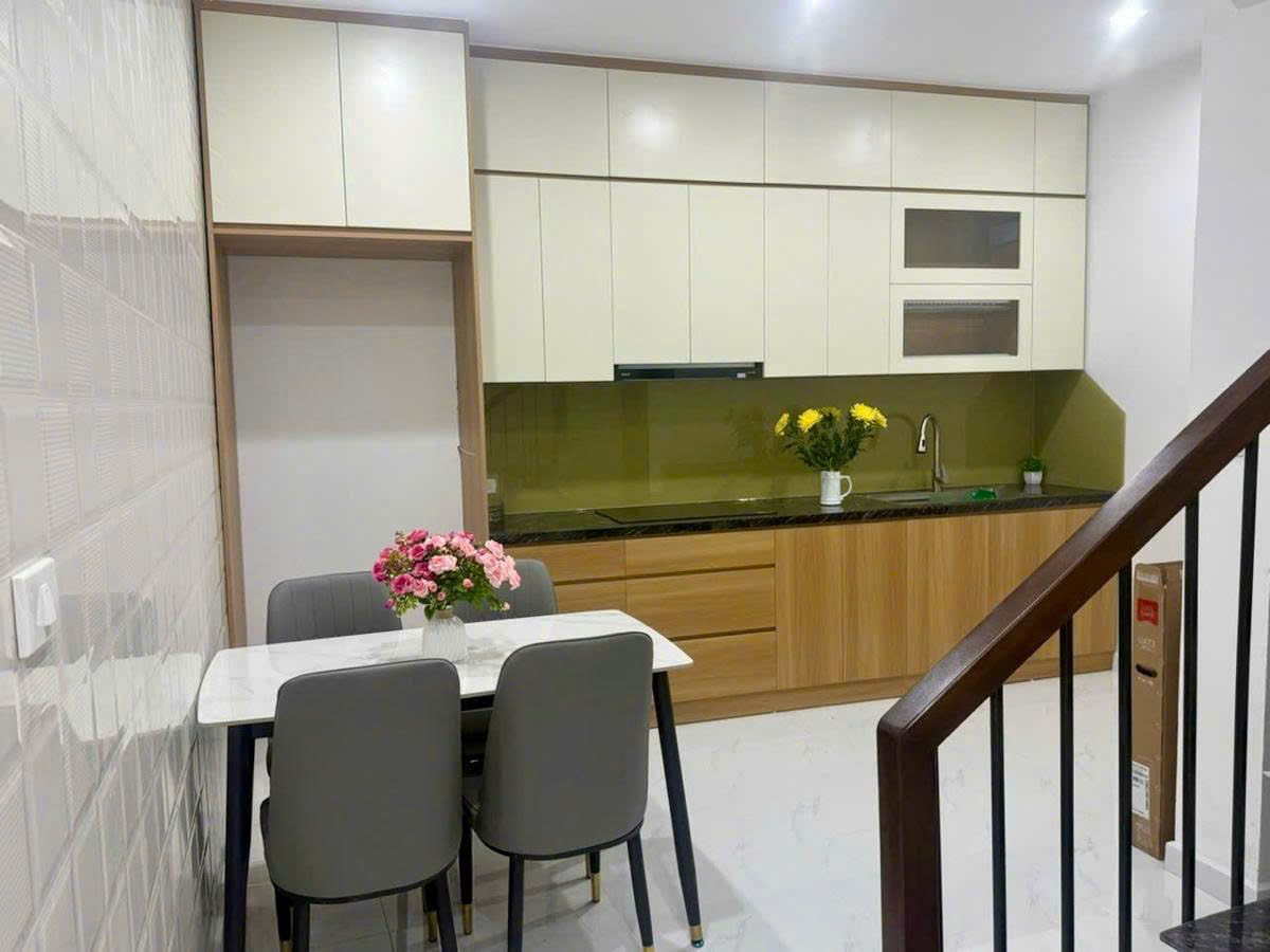 ban_nha_truong_dinh (2)