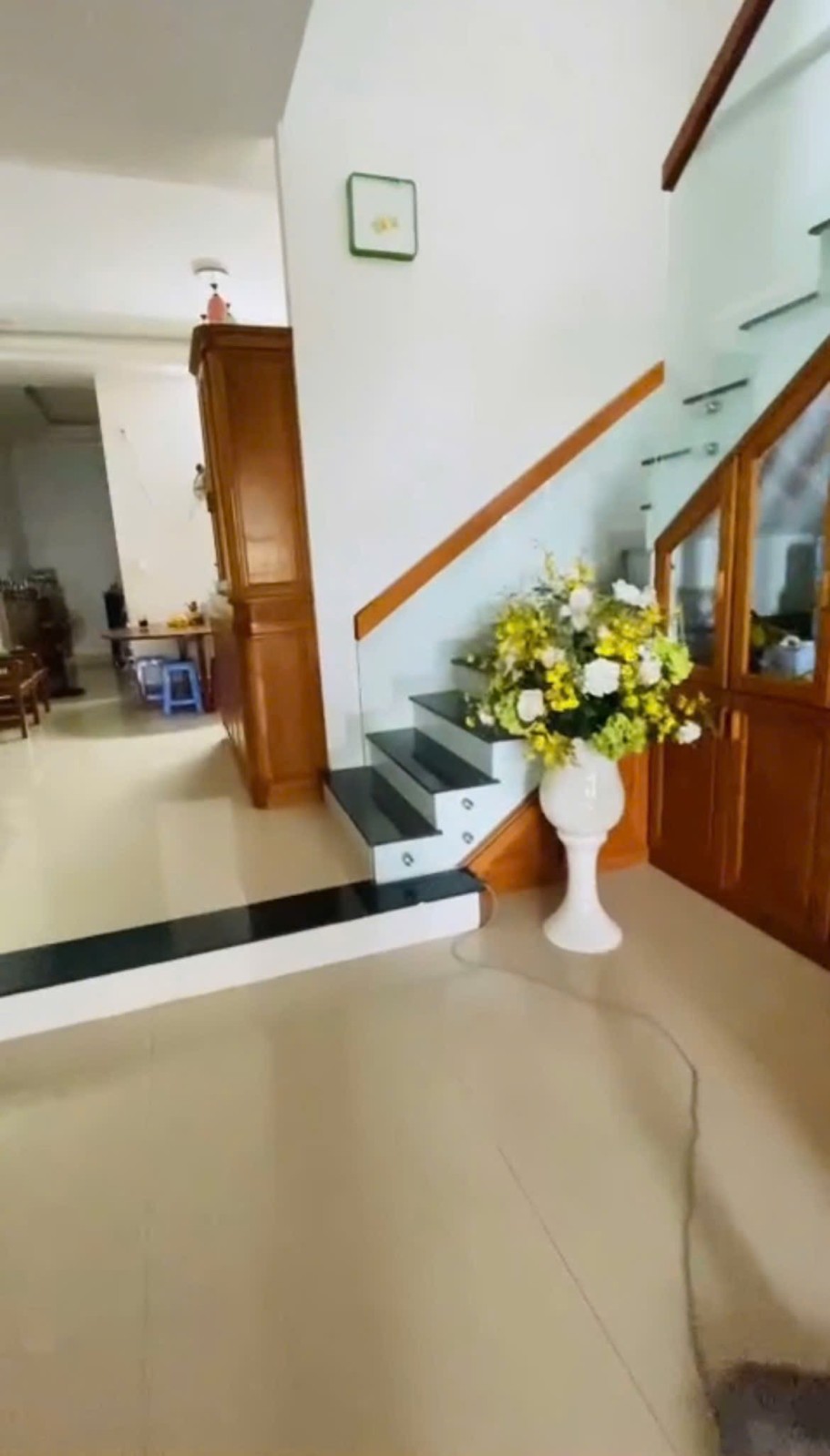 bff914dd81e5fcedbbf663253b068237