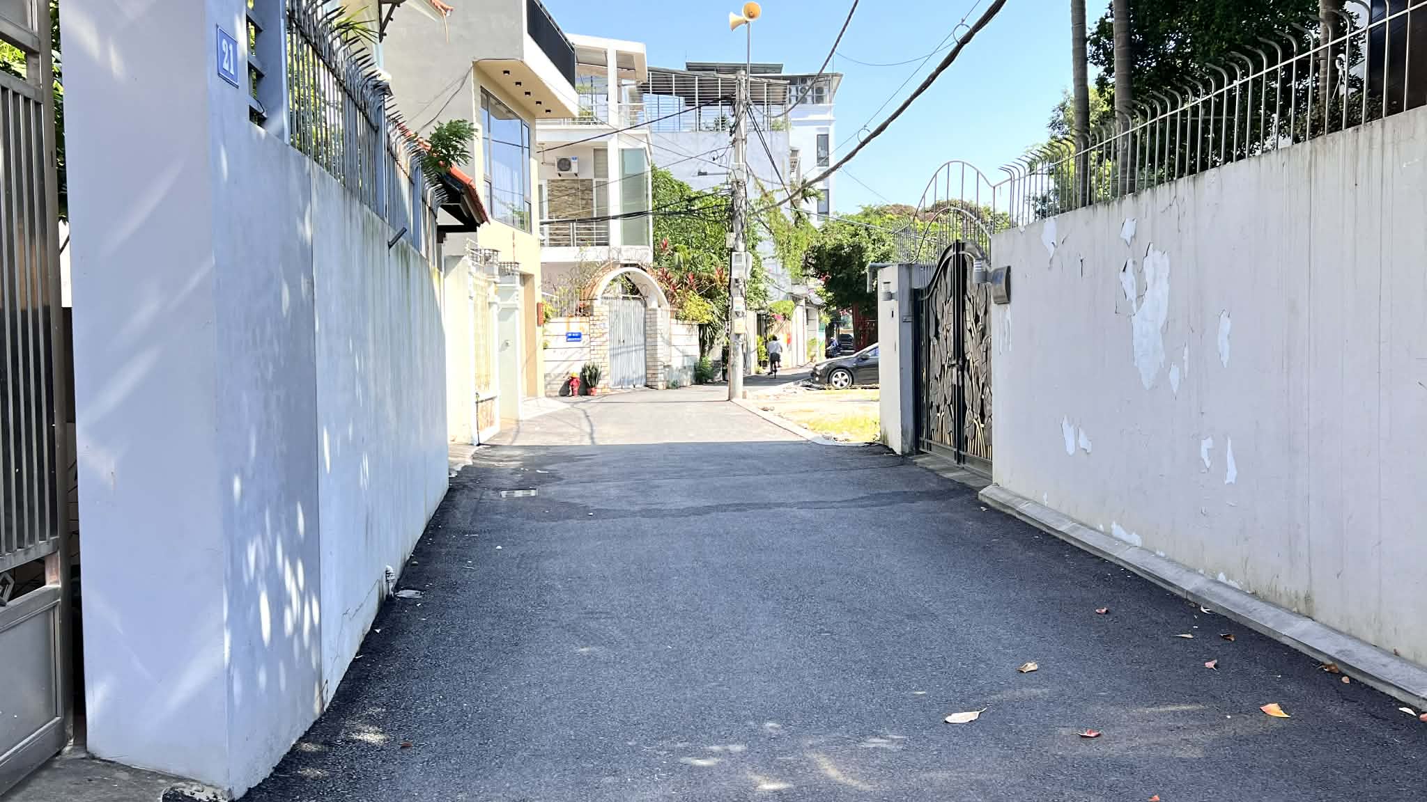 c5c4d511-23d2-4d0b-9bd7-348d6e8ee280