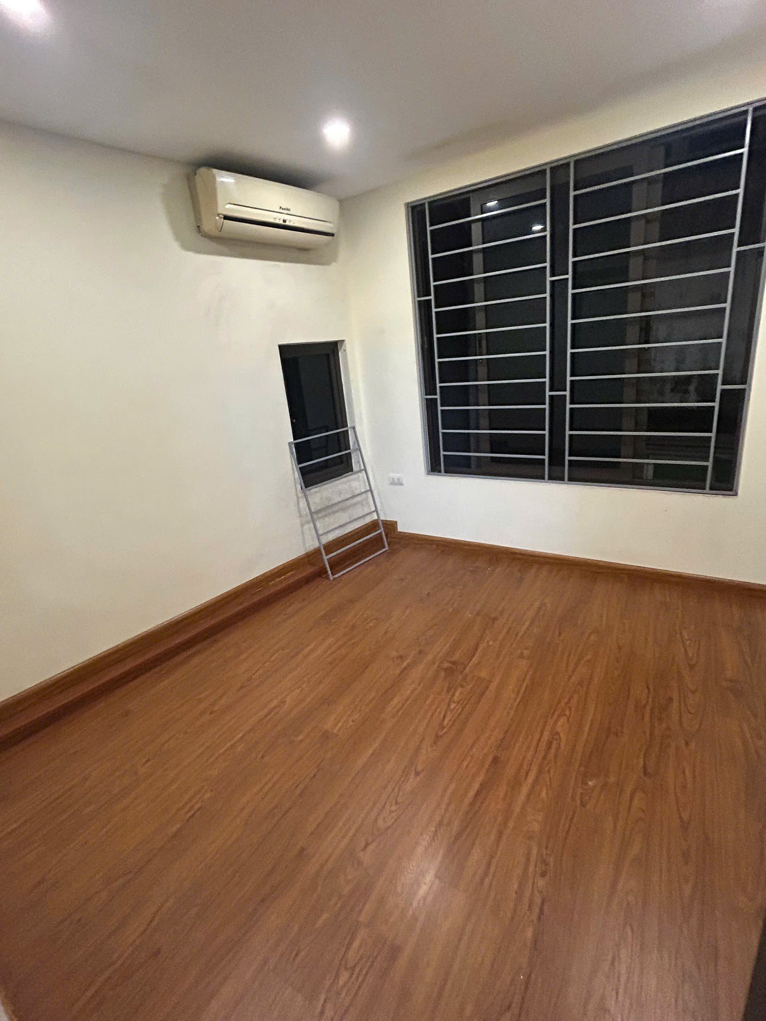 cho_thue_nha_ngo_van_chuong (5)