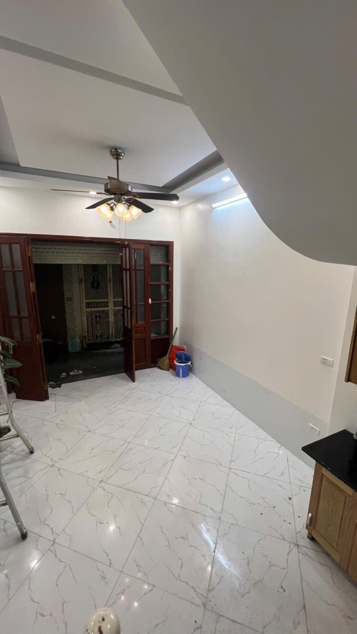 cho_thue_nha_van_cao (1)