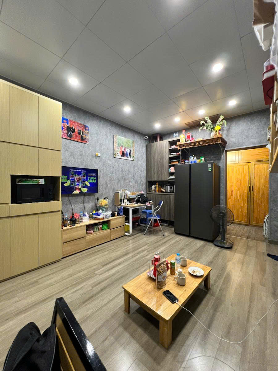 cho_thue_tap_the_doc_tho_lao (1)