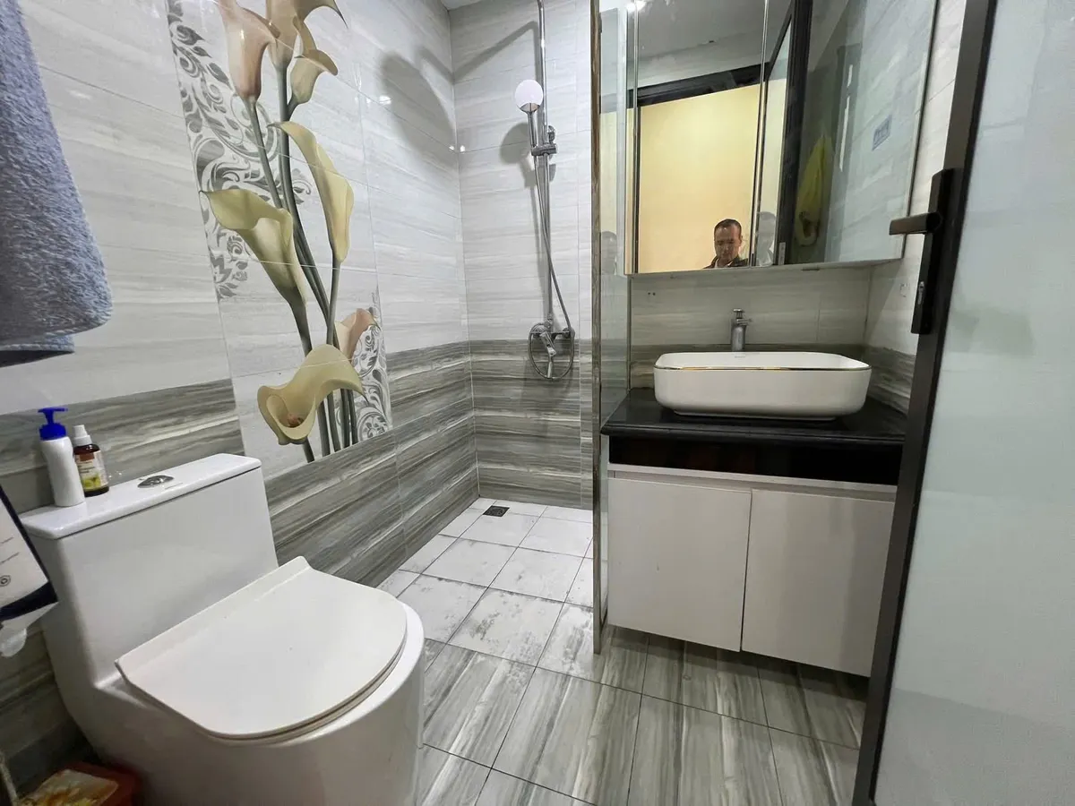 e6bf18ef-3763-584b-8fd2-712ba2cfb9a7