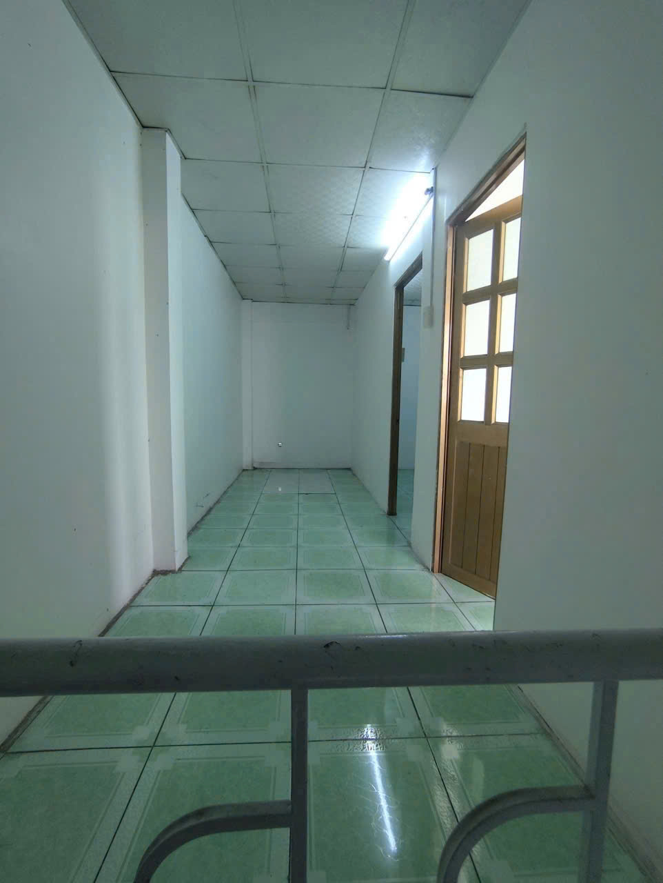 gen-h-z7196199993827_8e4132050badc82c95b2943b62304e78