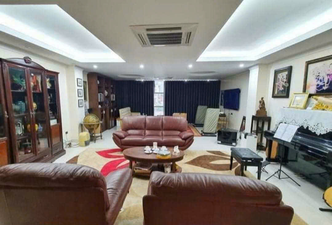 gen-n-z7177017715171_80d4e6ddaec2cc9fb8b8dce9a0911777