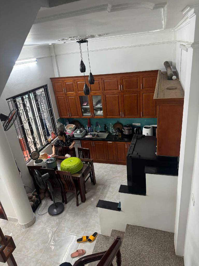 w1g-CD04F884-me9hnbmw_5_2