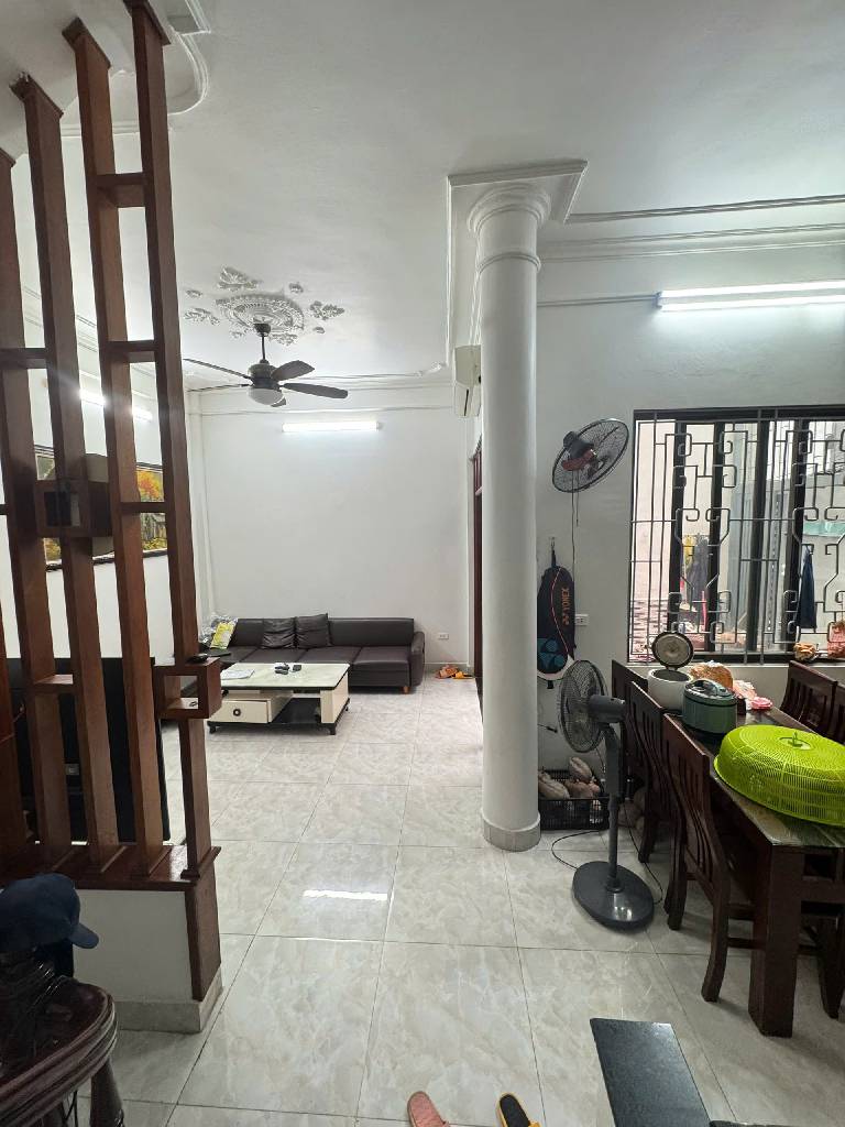 w1g-CD04F884-me9hnbmw_7_3