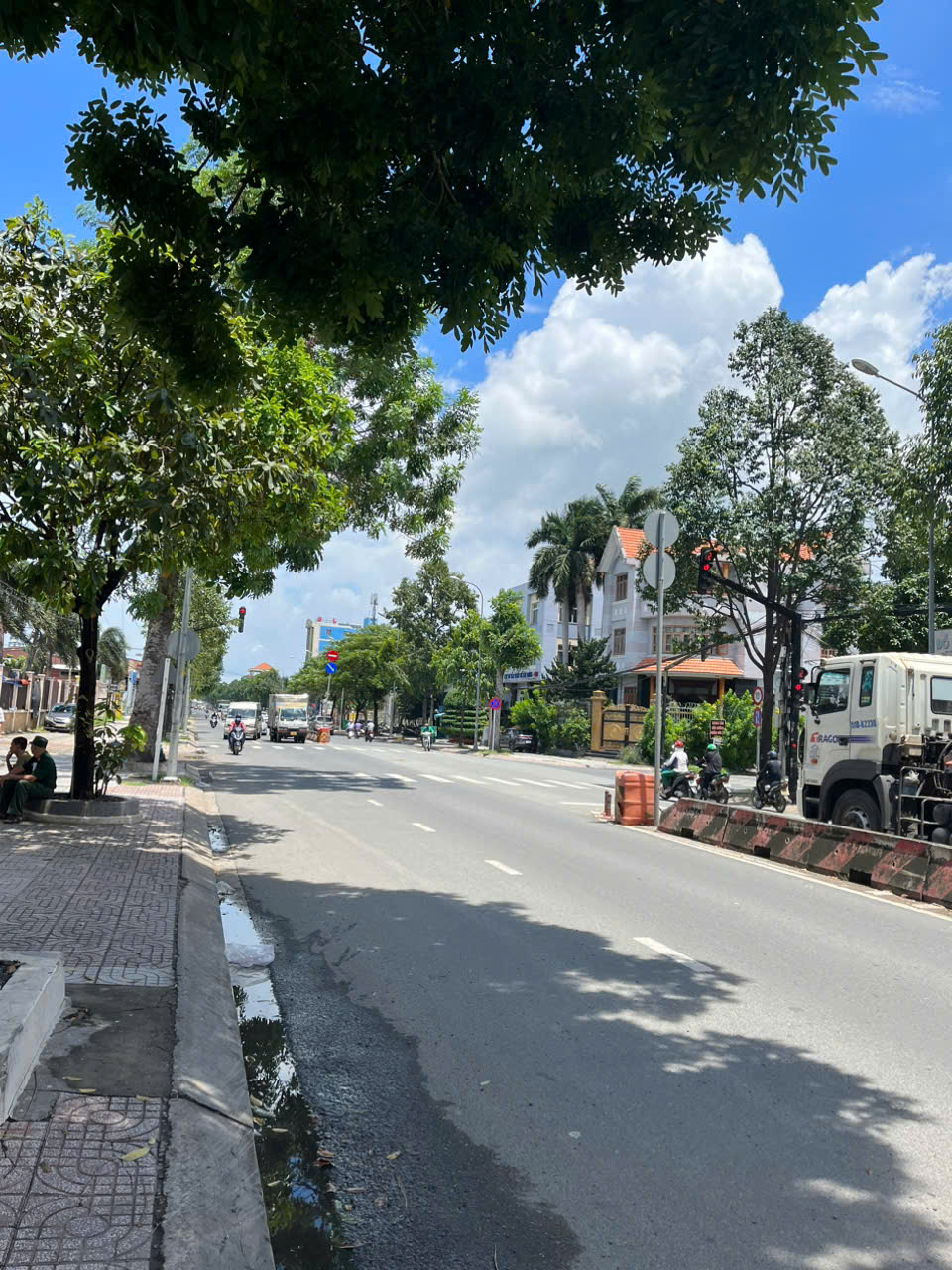 z5857696691506_38157ab454d4ff3b99ddd07981e3161e