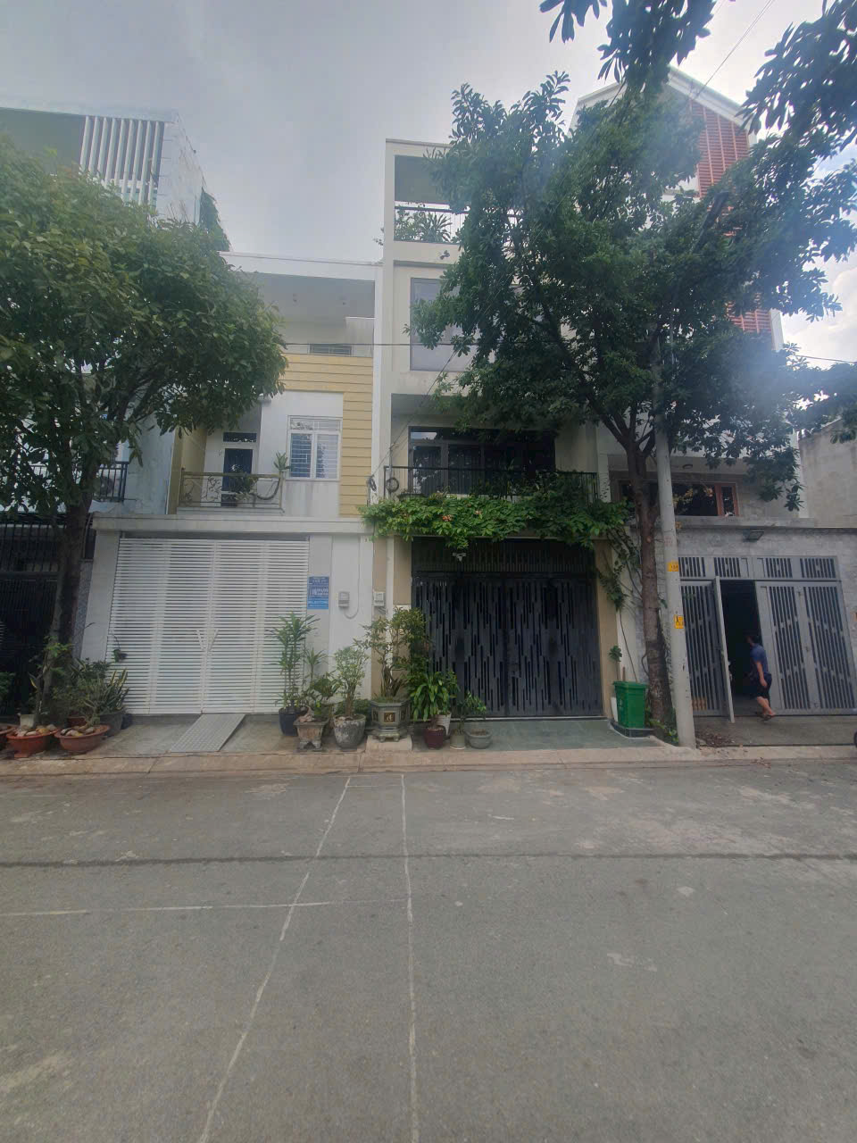 z6394280160750_247cf7d8de18e3d012ce1b85ad3e7d84