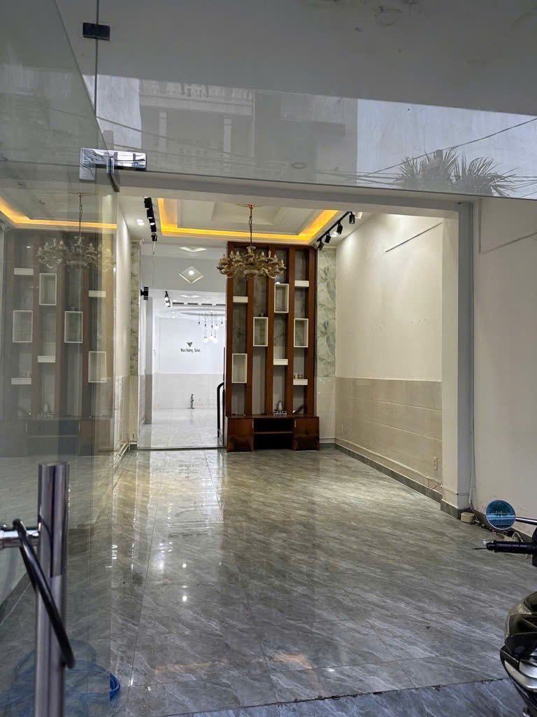 z6472242433264_4dfffaf02ae208408baca425e8e726cc