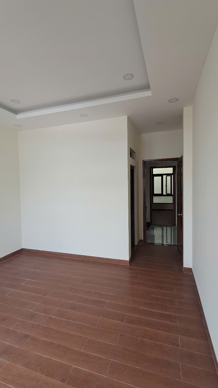 z6510990062085_62e8fd10e827b12a2bab3961eb6ae241