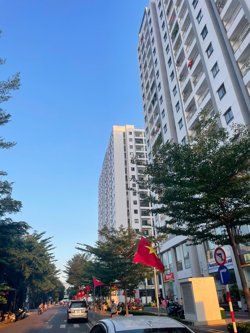 z6531633483684_98565097646ce4fac5a8d015edb15b55