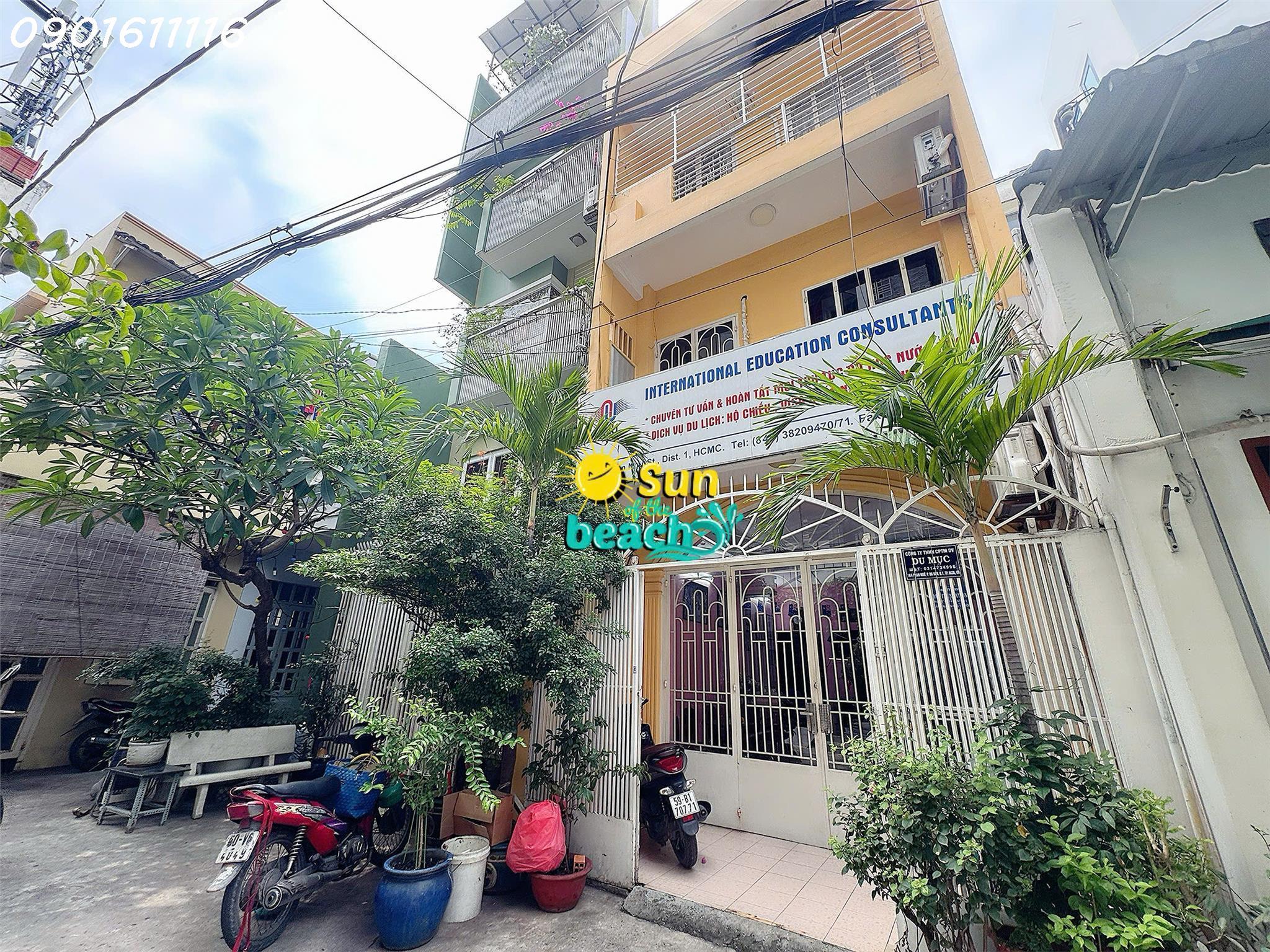 z6600578875986_a35f4ba12409a71e3e605515418ecb75