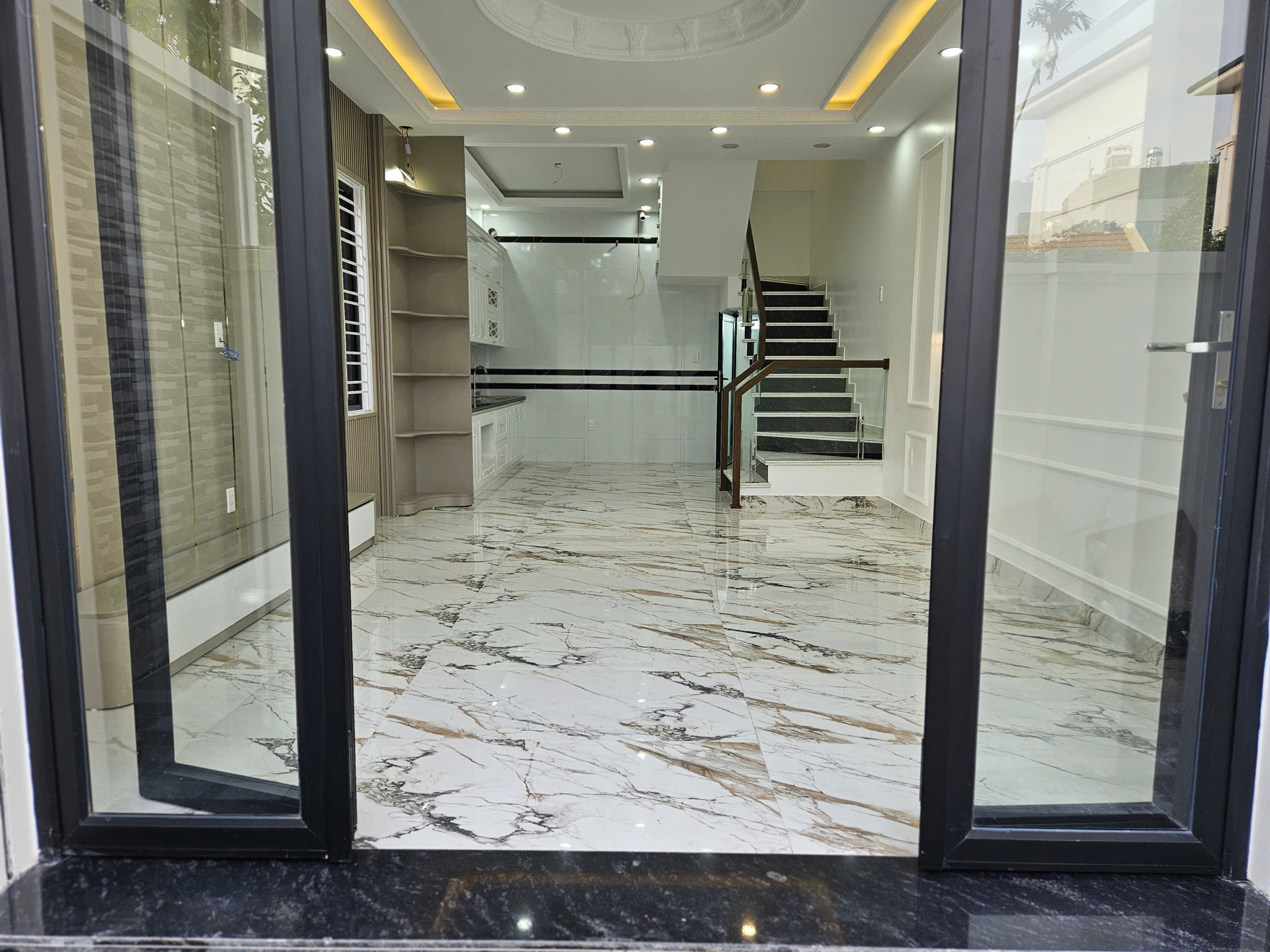 z6863189691967_c5dec5842885443ac6356d476f0dd57e