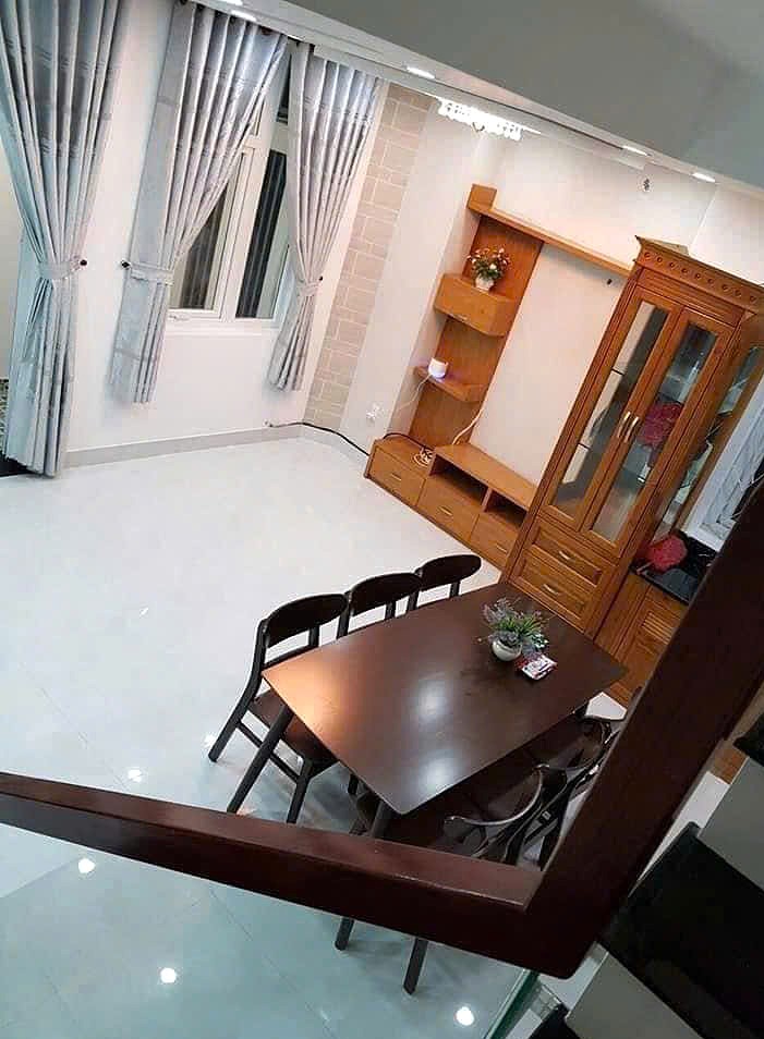 z6879839680750_a484298028b063d570de969604a94e8d