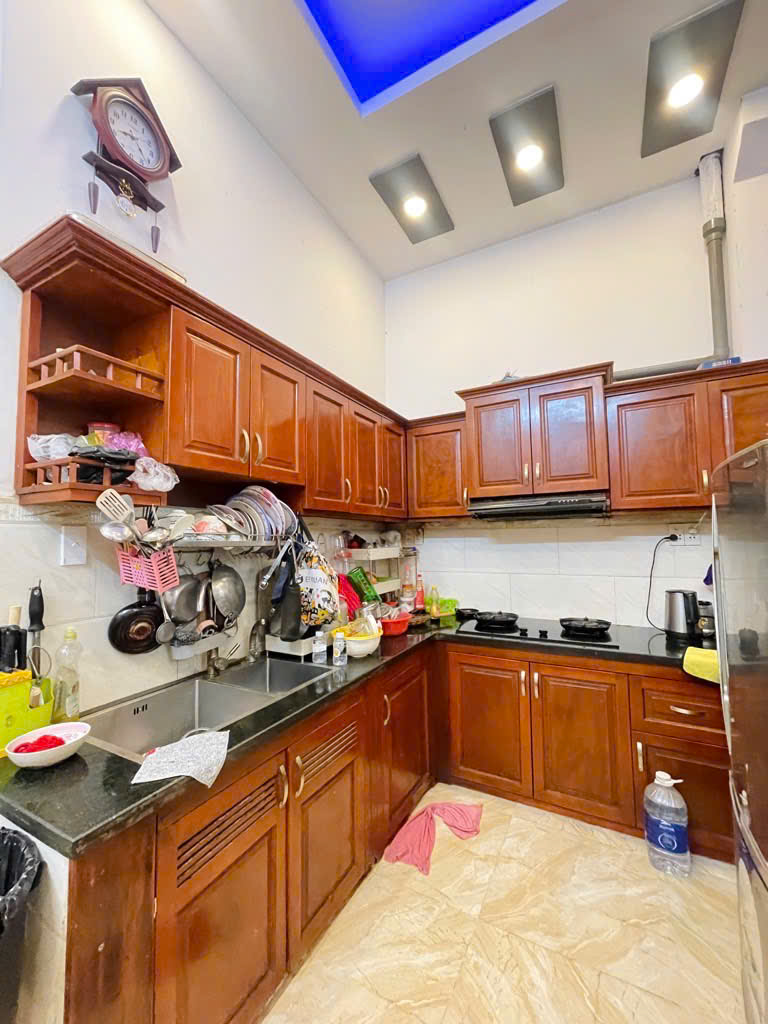 z6956843967033_7a85326b12051baf8556c99cd69e7164