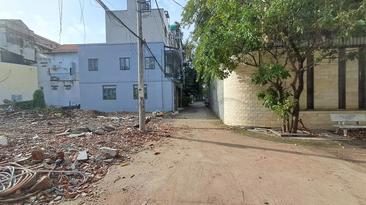 z6998369833530_69a67c65ae42d81e1cc267e57b50656b