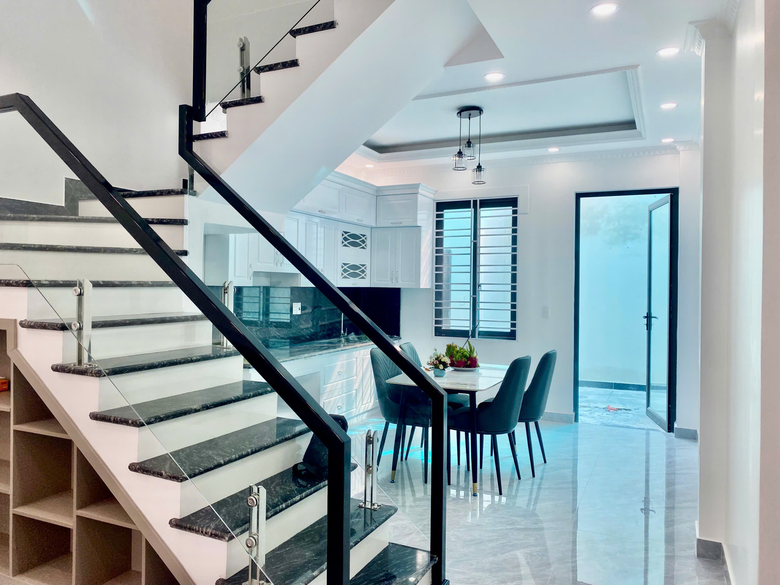 z7027024789511_1ecaebd0f310a957b95b03f89f4753b8