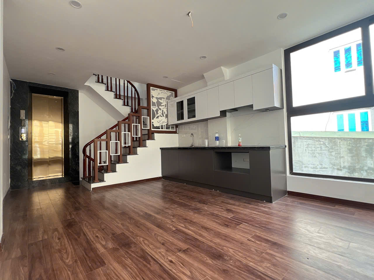 z7046511528243_e733f8298436159eff388b17a88f57e9