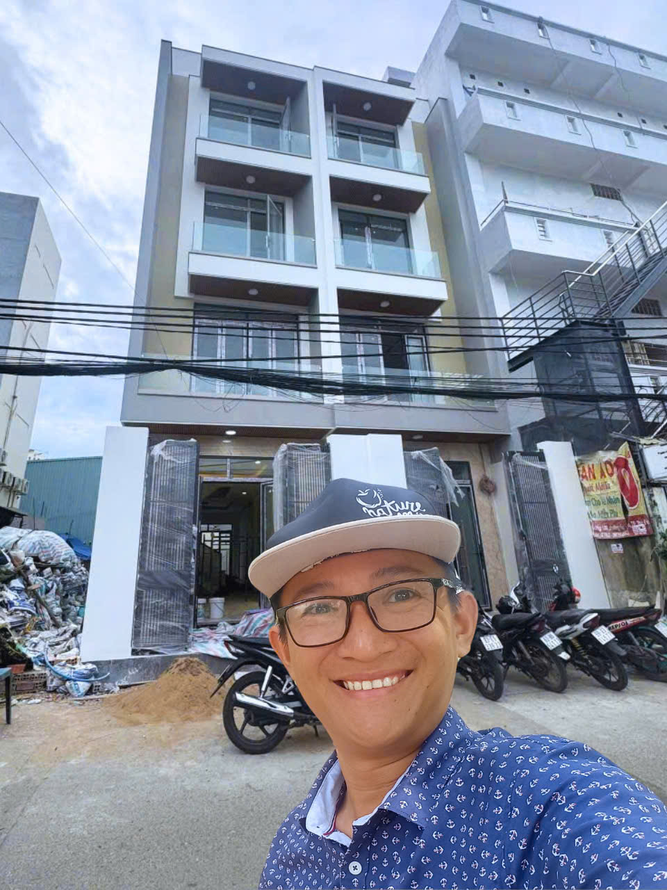 z7047109543695_eeda689fa4d2dd3d69fd26946cbff05f