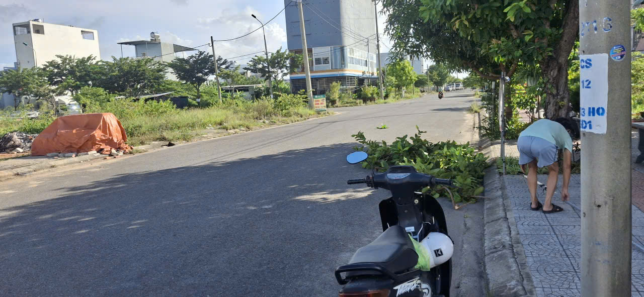 z7053061939997_e6bf35b7147bf43a147c168aeaedde2b