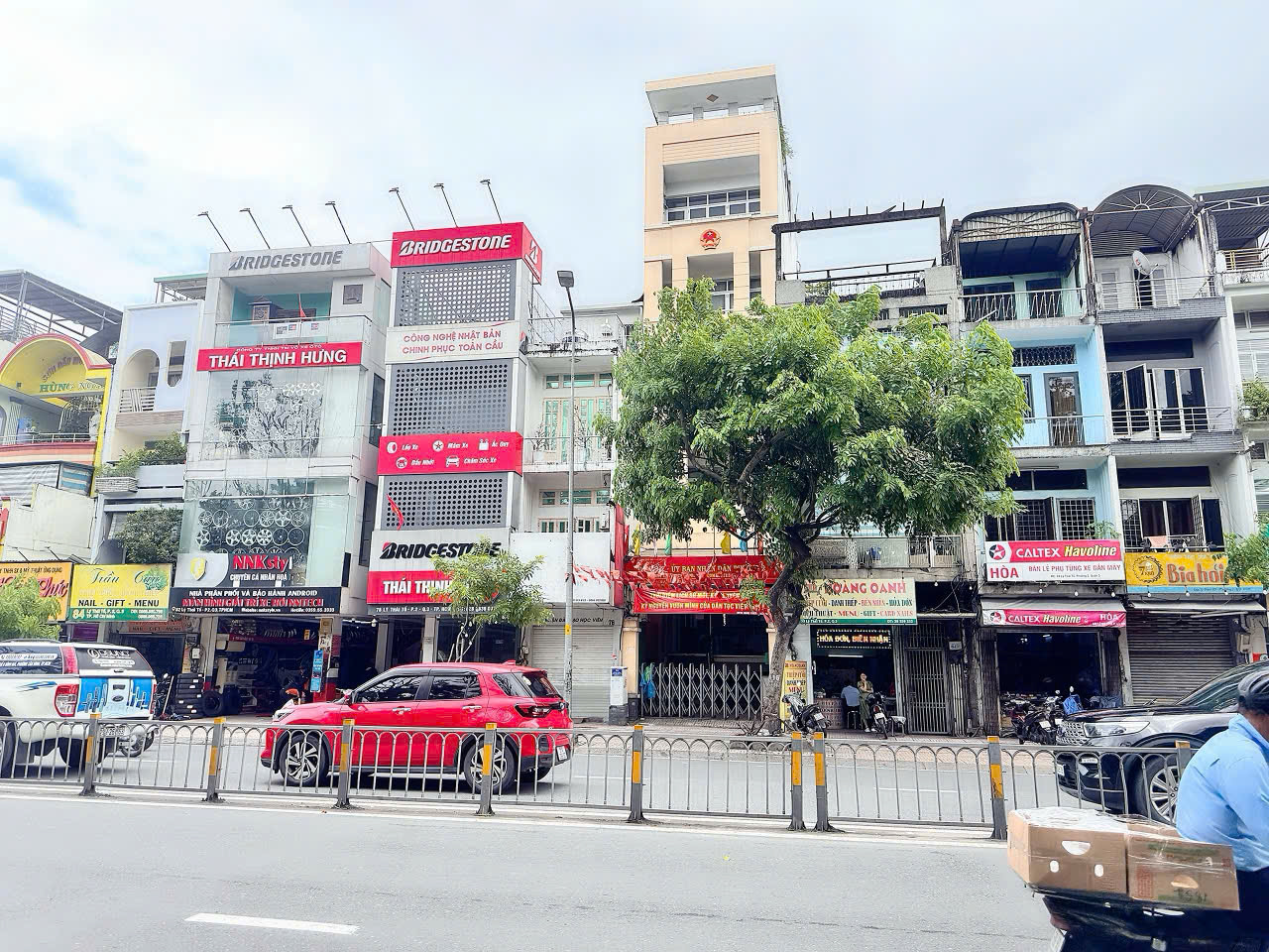 z7065111046423_8e69c3daf20d5bf340e1c4ce3d1cee9a