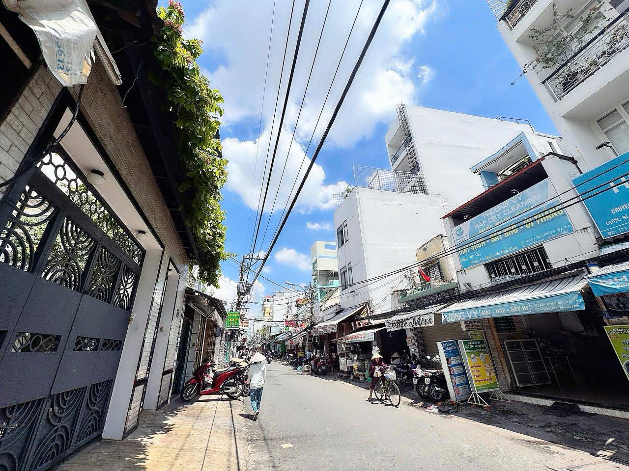 z7080106474199_c6d44877c1dc116f67a77cd60b251491