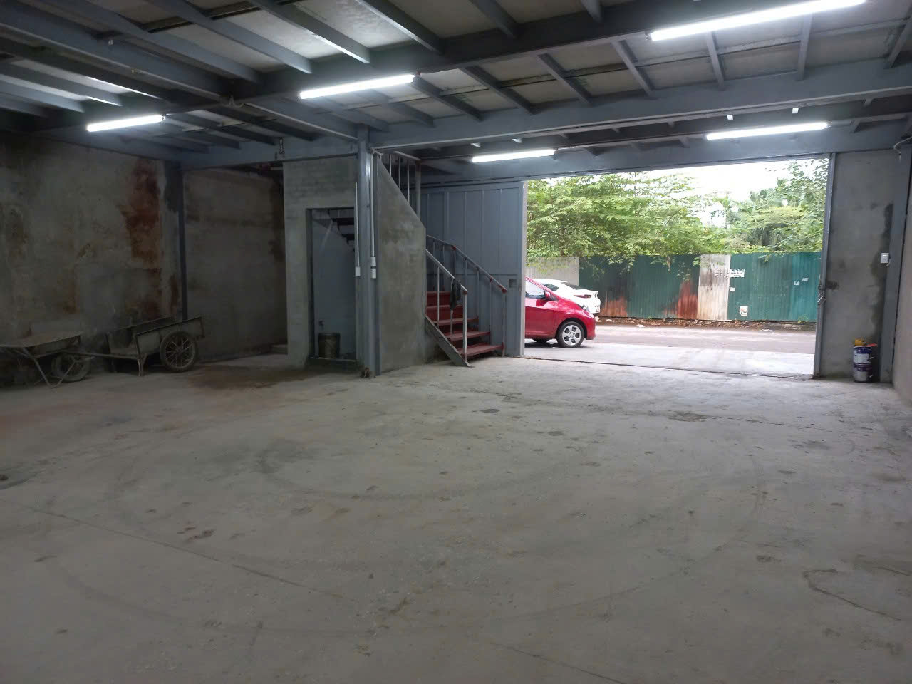 z7121391808854_6f4335c7ecbc8f66bb42aabbd1577e63