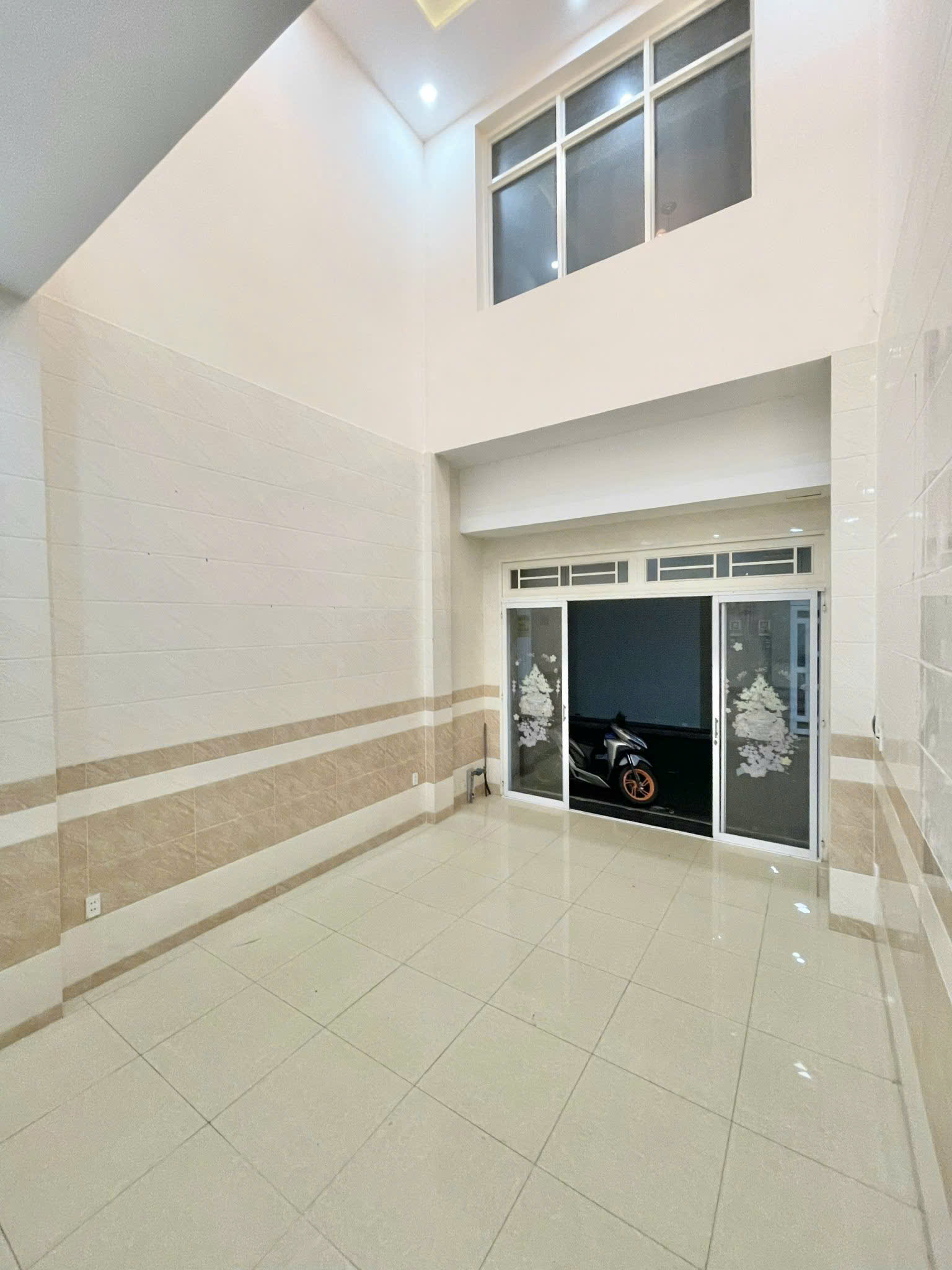 z7142090504534_b779c9dd5c7835728796467565ecd30b