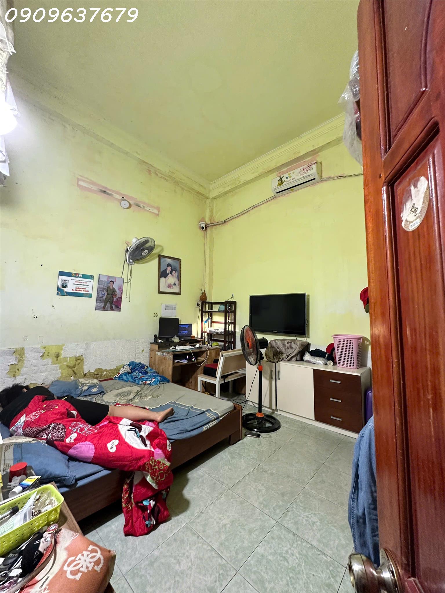 z7147249846579_c6ba28183cdd47f327a59c1ed58d5d38