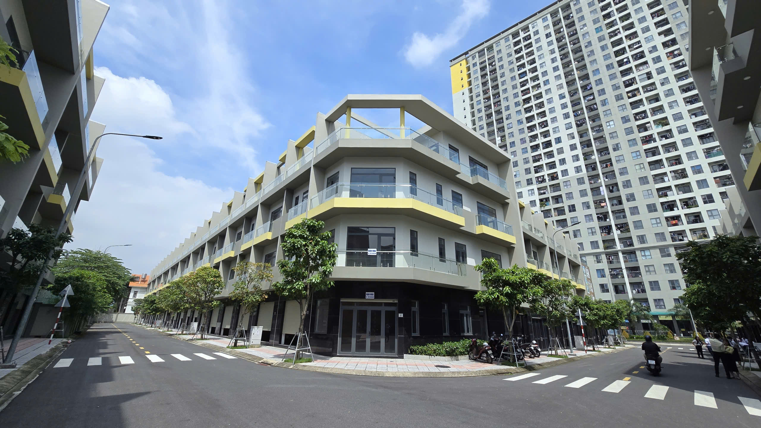 z7148160246010_41d490bb097e922e4ead054dcbb14a62