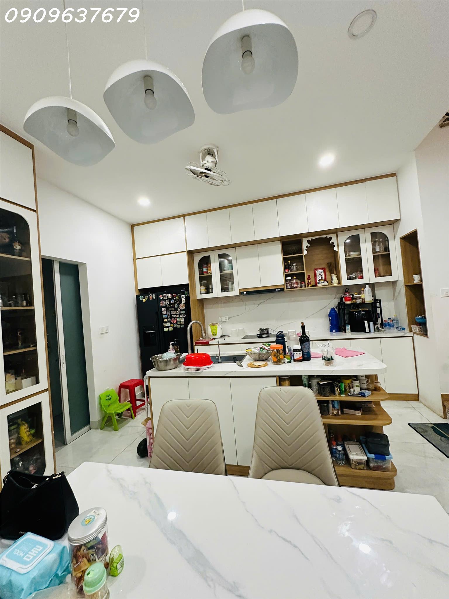 z7151131538600_368ff1ae20241be2a65a201edb8dae43