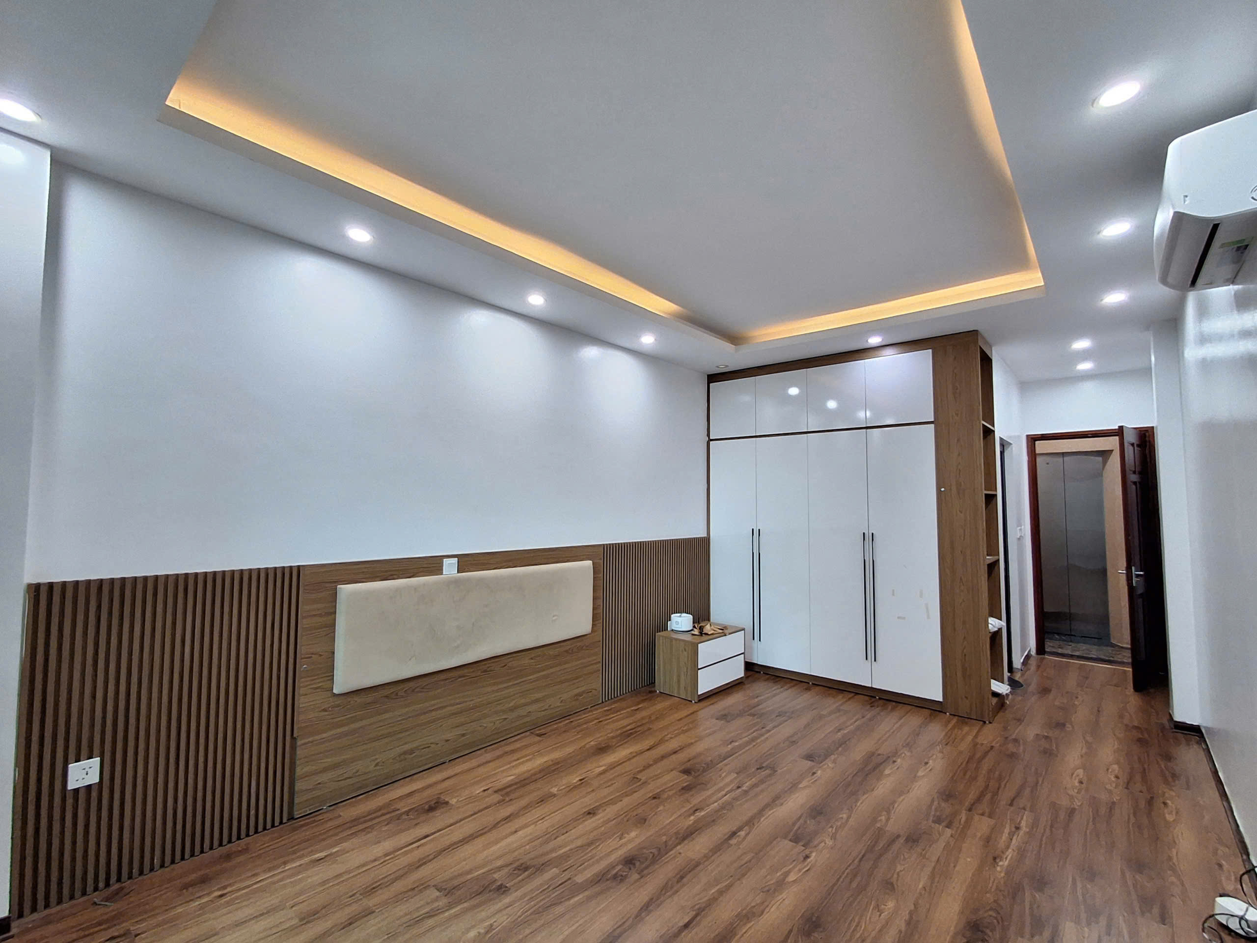 z7166577090568_1e8f988a99eaf7cdaab7c56182cbcf6c