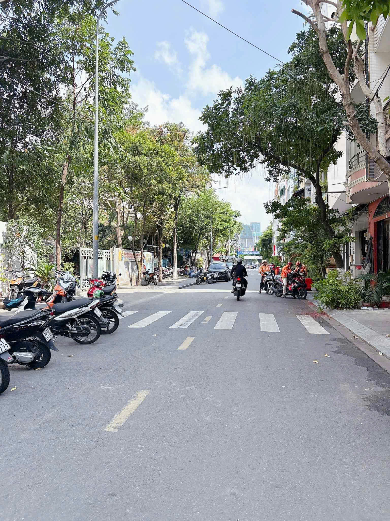 z7170557001665_2c2d82671c315f81d739e6d9cfa276a7