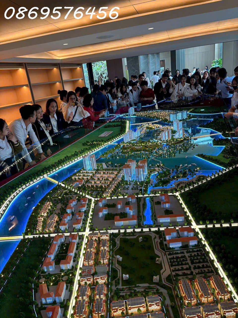 z7174225094987_3a3161b5b6feef5497f9035fc02f8484